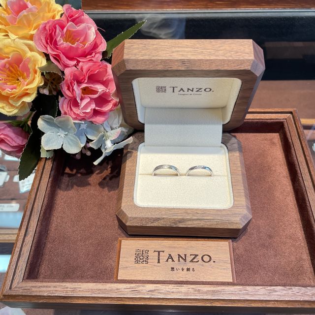 【TANZO.(鍛造指輪)の口コミ】 指輪の強度が強く、一生安心して付けられると思いこちらの指輪に決めさせ…