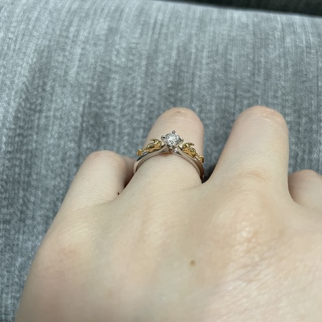 【U-treasure(ユートレジャー)の口コミ】 プロポーズ前に私がいないところで夫が買ってくれたものなので、実際の決…