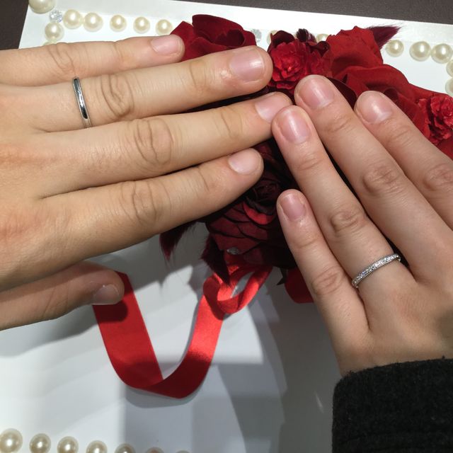 【Ponte Vecchio(ポンテヴェキオ)の口コミ】 とても素敵な指輪でした。
来店前から気になっていたモデルで、他にも試着…