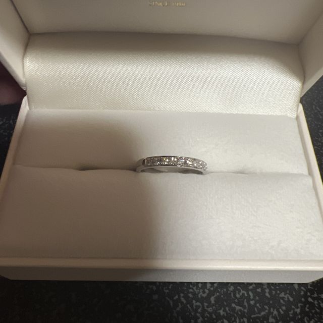 【GraceKama(グレースカーマ)の口コミ】 ダイヤの形、数、太さ、全てが完璧なデザインに出会えて本当に良かったで…