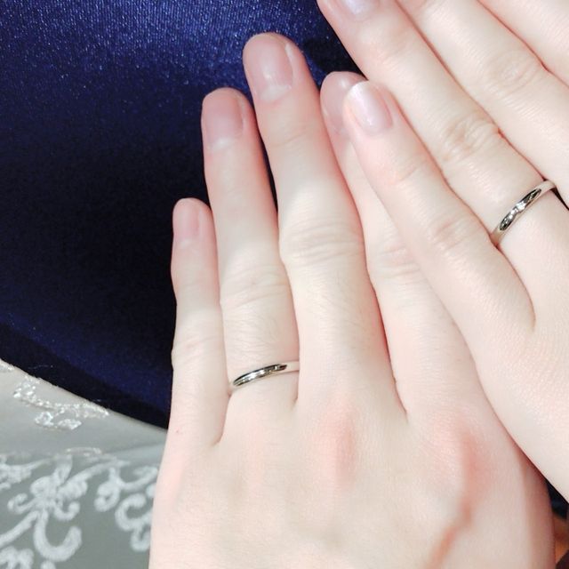 【銀座ダイヤモンドシライシの口コミ】 ツイストタイプやウェーブタイプも気になってましたが、やはり歳を取って…