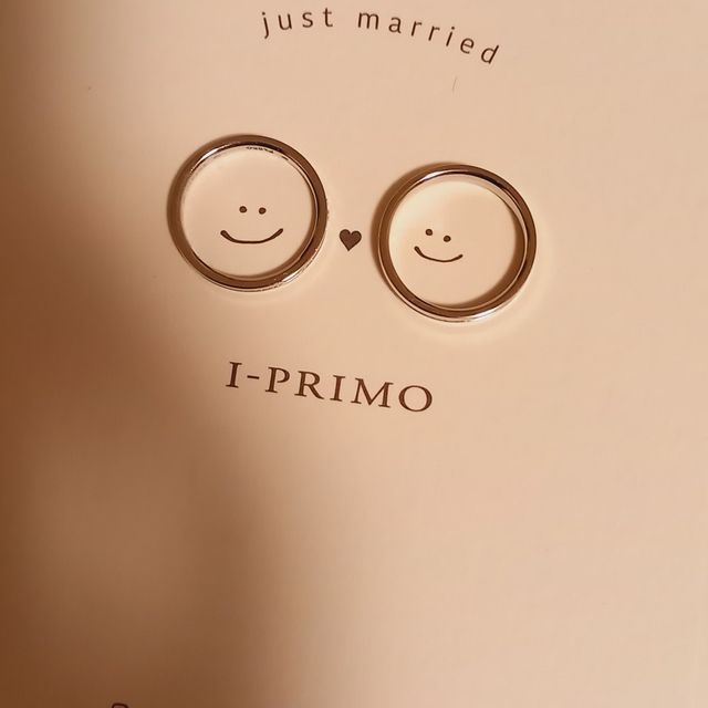 【アイプリモ(I-PRIMO)の口コミ】 男性の指輪にもデザイン性があるものを探していました。購入した指輪は一…