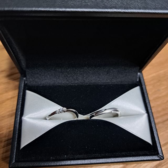 【エクセルコダイヤモンド(EXELCO DIAMOND)の口コミ】 欲しかったV字の指輪が置いていなく、違うV字を見せてもらいました。しか…