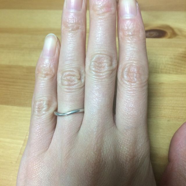 【LEHAIM(レハイム)の口コミ】 すっきり見えるデザインで、切り替えがポイントになっています。この結婚…