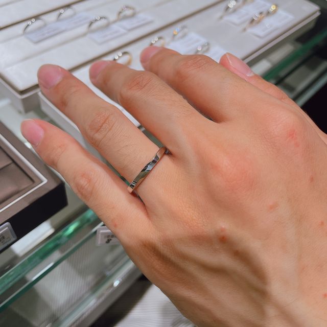 【アイプリモ(I-PRIMO)の口コミ】 ペールブラウンゴールドがとにかくかわいい！！！ピンクゴールドよりも淡…