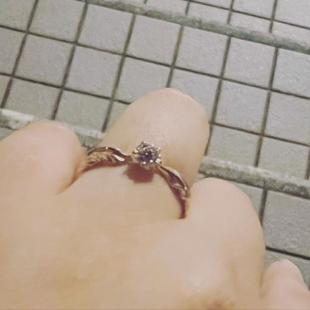 【VANillA(ヴァニラ)の口コミ】 元々、艶消ししてあるゴールドの指輪が可愛くて好きと伝えてて、そこを考…