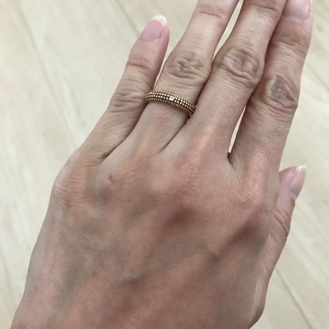 【DAMIANI(ダミアーニ)の口コミ】 急遽決まった前撮りが控えていたこともあり、納期が1番の決め手でした。ブ…