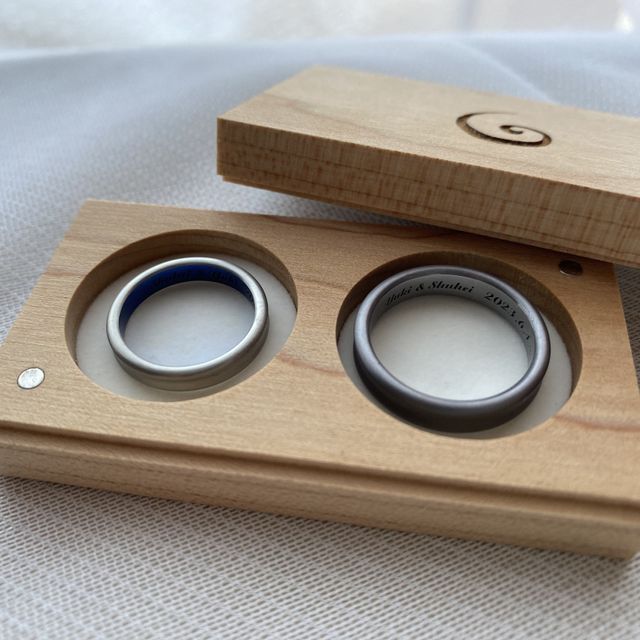 【SORA(ソラ)の口コミ】 タンタルと言う珍しい素材でそれが加工が難しい事、他にはあまりない事、…