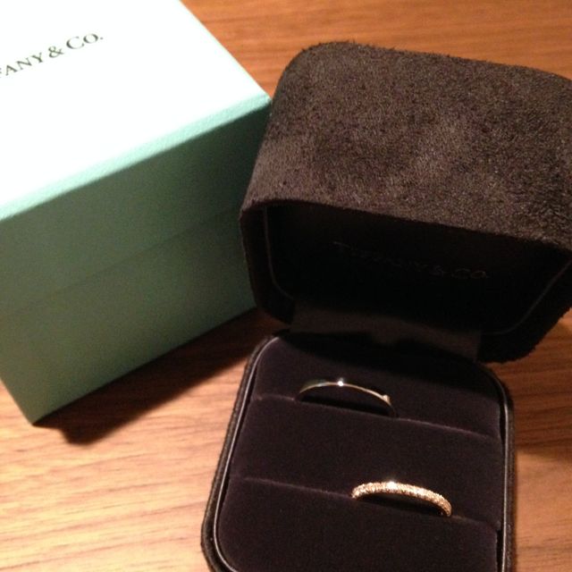 【ティファニー(Tiffany & Co.)の口コミ】 もともとシルバーやプラチナよりゴールドやローズゴールドが好きで、その…