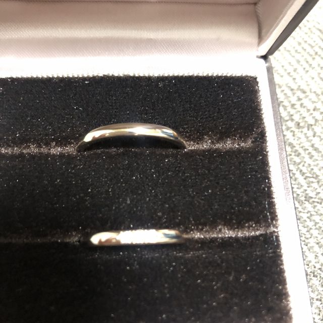 【アイプリモ(I-PRIMO)の口コミ】 プラチナではなくてゴールドで探していました。
ですが実際にゴールドをつ…