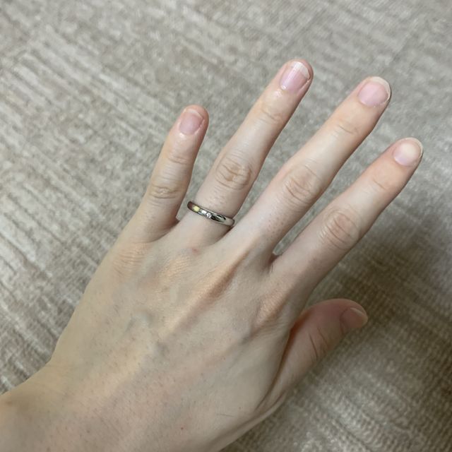 【Honey Bride(ハニーブライド)の口コミ】 あまり太くて少しごつい感じのものが嫌だったので細めを探していました。…