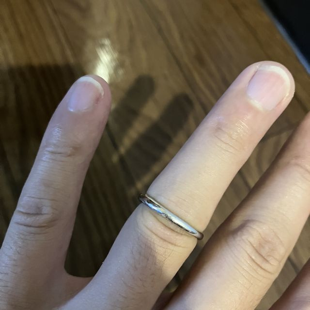 【銀座ダイヤモンドシライシの口コミ】 ゼクシィを見ていると、シンプル且つゴージャス感がある銀座ダイヤモンド…