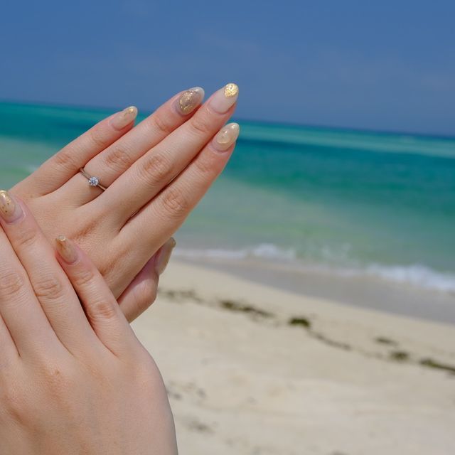 【ラザール ダイヤモンド(LAZARE DIAMOND)の口コミ】 デザインは結婚指輪と重ね付けができるストレートタイプから探しました。…