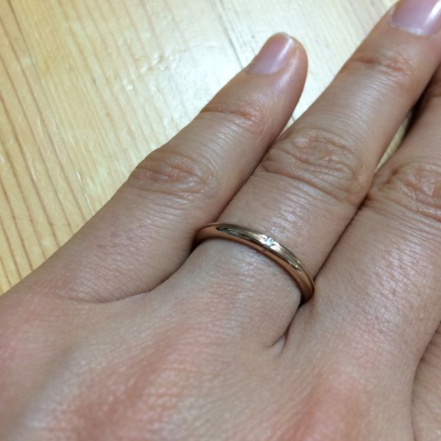 【PORTADA(ポルターダ)の口コミ】 カタログやインターネットに載っているものは、シルバーなのですが、お店…