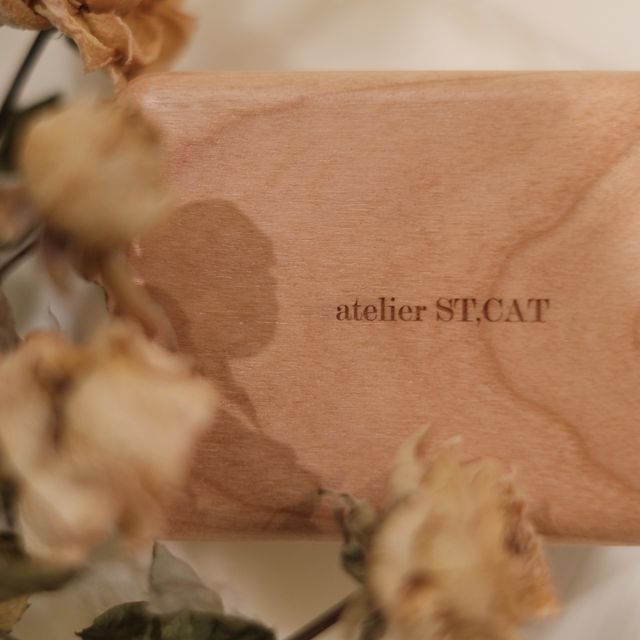 【atelier ST, CAT(アトリエ エスティーキャット)の口コミ】 お店のコンセプトがまず私の迷いをとっぱらってくれました。
結婚指輪とい…
