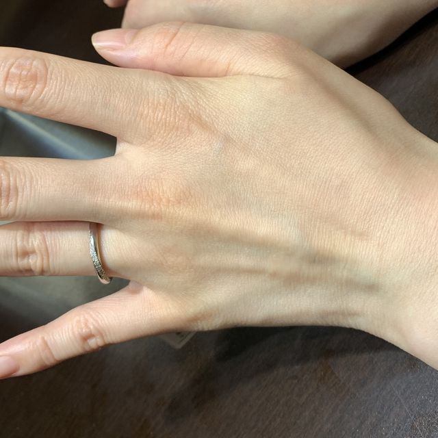 【TRECENTI(トレセンテ)の口コミ】 金属アレルギーの方を配慮した素材で作られており、肌が弱い方や子どもに…