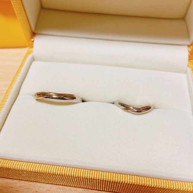 【ケイウノ ブライダル(K.UNO BRIDAL)の口コミ】 初めは、シンプルでそしてコンビネーションの指輪を探してこのブランドに…