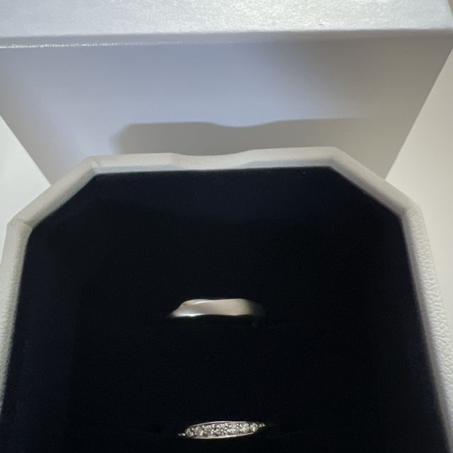 【4℃ BRIDAL(ヨンドシーブライダル)の口コミ】 品質で迷いましたが丁寧に説明いただいたことで、より長く身に付けられる…