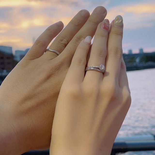 【銀座ダイヤモンドシライシの口コミ】 色んなお店を予約して実際に店舗に行ってデザインや値段を調べた。ネット…