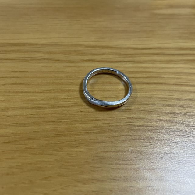 【アイプリモ(I-PRIMO)の口コミ】 指輪のデザインが決め手でした。指につけていて存在感を出しすぎないが、…