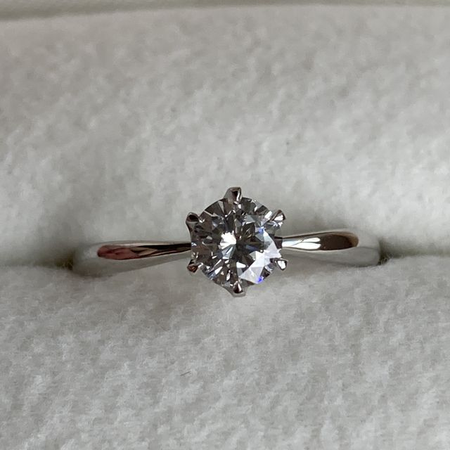 【CRAFY(クラフィ)の口コミ】 あまり指輪のこだわりはなく、ブランドに興味がありませんでした。いとこ…