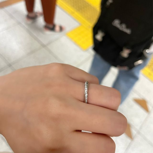 【エクセルコダイヤモンド(EXELCO DIAMOND)の口コミ】 デザインが好みだったから。彼も気に入ったデザインがあったから。他店と…