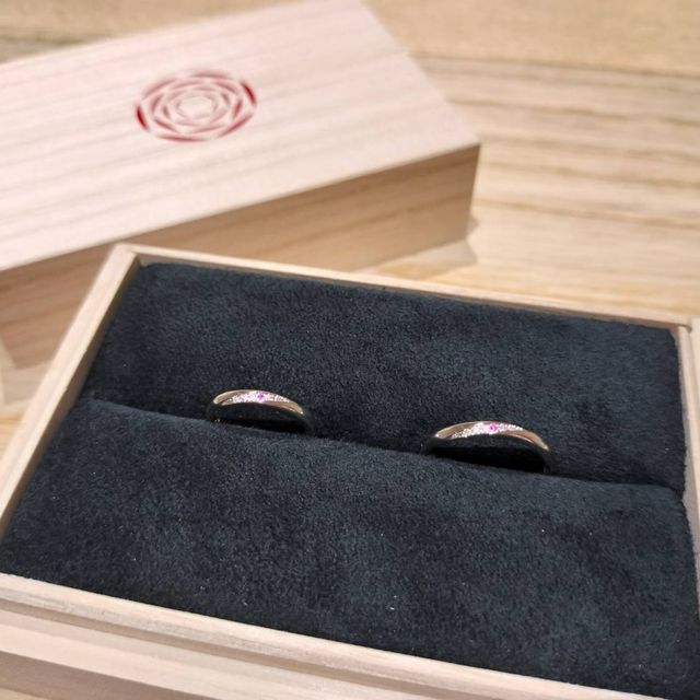 【出雲結(いずもゆい)の口コミ】 結婚指輪を探すため、インターネットを活用
なかなか見つからず、諦めかけ…