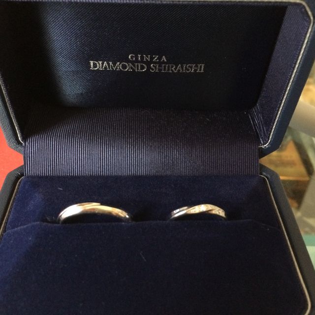 【銀座ダイヤモンドシライシの口コミ】 シンプルなデザインが良い、という希望が最初からありました。
店舗で試着…