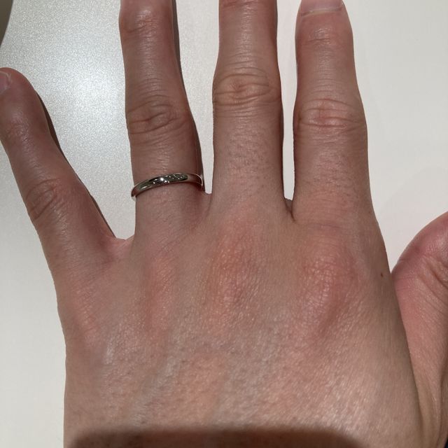 【アイプリモ(I-PRIMO)の口コミ】 基本的にはシンプルなもので、よく見たら少しだけ柄などのアクセントがあ…