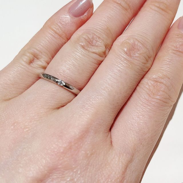 【アイプリモ(I-PRIMO)の口コミ】 ストレートタイプ、ダイヤ一石のシンプルなデザインで探していました。こ…