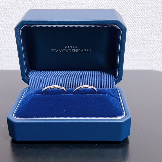 【銀座ダイヤモンドシライシの口コミ】 接客がよく、希望する指輪まで、見つけてくれ、大変満足しています。五店…