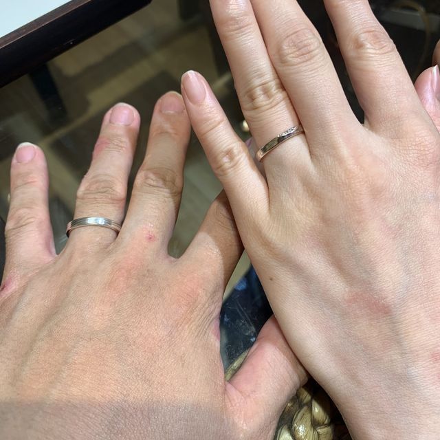 【杢目金屋(もくめがねや)の口コミ】 指輪の外側や、内側のデザインから、色の選択やダイヤの有無、指輪の幅ま…
