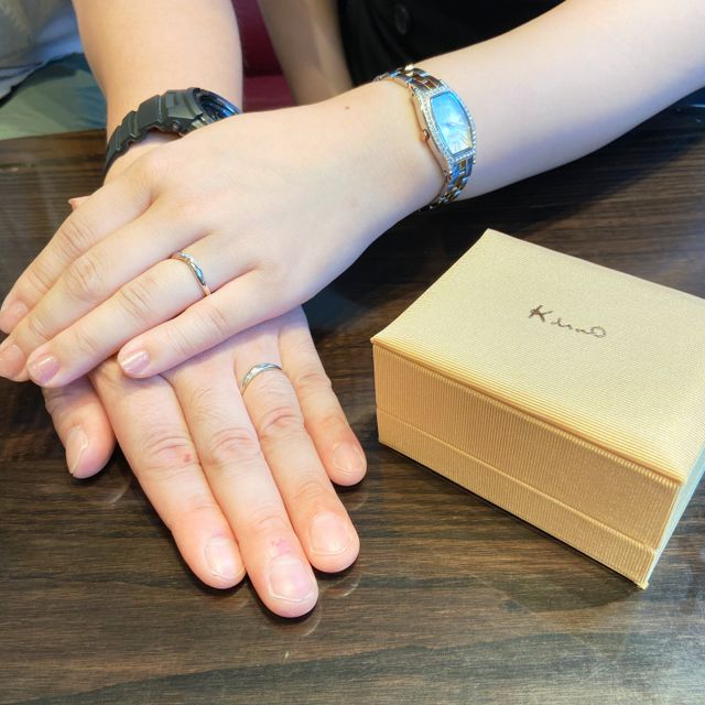 【ケイウノ ブライダル(K.UNO BRIDAL)の口コミ】 「シンプルだけど他の人と被らないおしゃれな物」を2人でイメージして3つ…