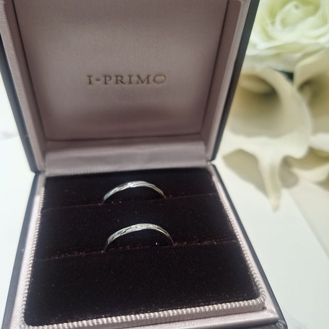 【アイプリモ(I-PRIMO)の口コミ】 シンプルではあるけれど、ダイヤモンドが
付いている物がよいなと探してい…