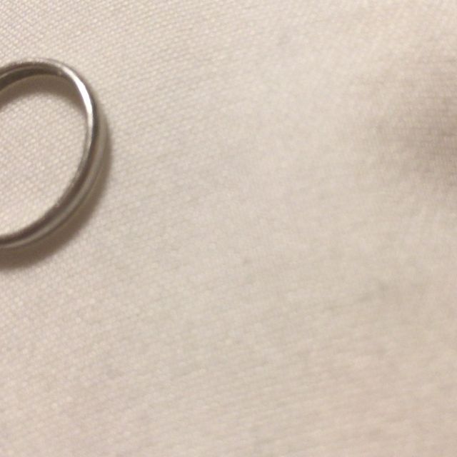 【ティファニー(Tiffany & Co.)の口コミ】 とにかくこれから長く使うのでシンプルで高価なものを探してました。
他の…