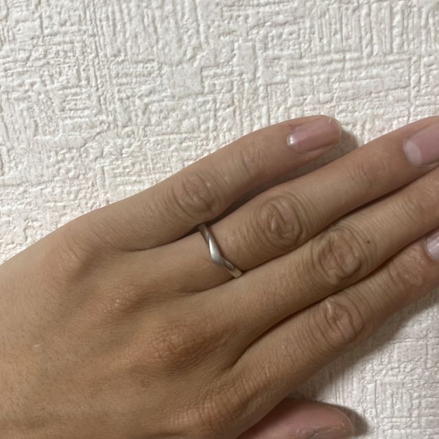 【4℃ BRIDAL(ヨンドシーブライダル)の口コミ】 低価格でデザインが良い。
付け心地も良くて長時間つけていても疲れない。…