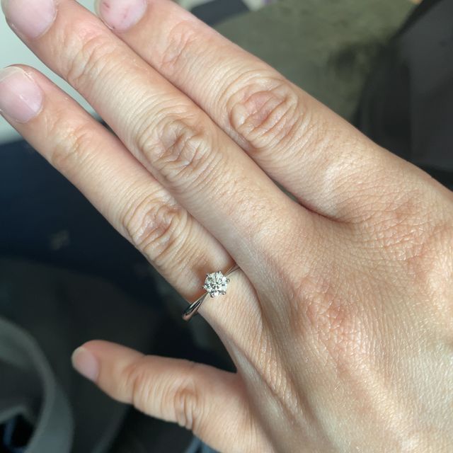 【アイプリモ(I-PRIMO)の口コミ】 ダイヤモンドに結構こだわっていくつかのお店に伺いましたが、産地までこ…