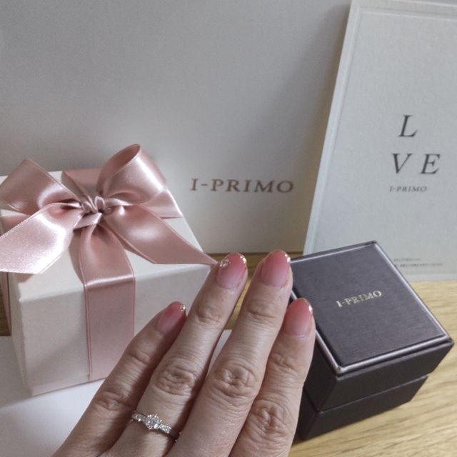 【アイプリモ(I-PRIMO)の口コミ】 一目惚れです。
指に似合う診断をして頂いたときに最初に提示していただい…