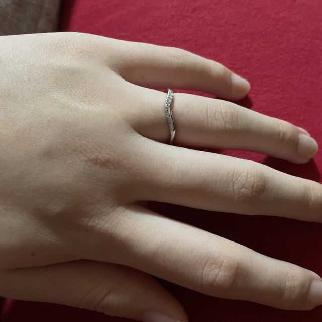 【アイプリモ(I-PRIMO)の口コミ】 少しデザインのあり、ダイヤがしっかり見える指輪を探しており、何件か回…
