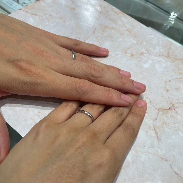 【アイプリモ(I-PRIMO)の口コミ】 結婚指輪は一生身につけるものですので、快適な着用感が大切です。サイズ…