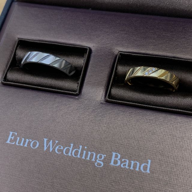 【EURO WEDDING BANDの口コミ】 試着した時の着け心地の良さと、幅しっかり目の結婚指輪を探していたので…