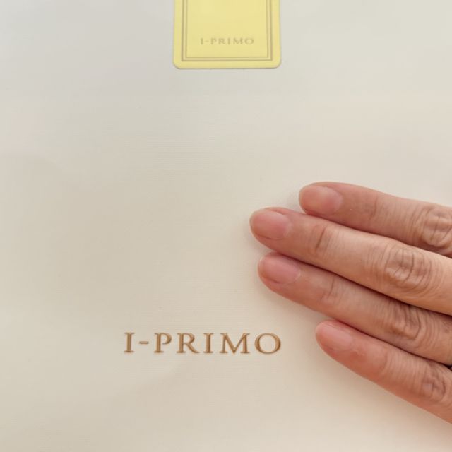 【アイプリモ(I-PRIMO)の口コミ】 結婚25周年の指輪を探していました。
店舗の内装や雰囲気が素敵で、商品が…