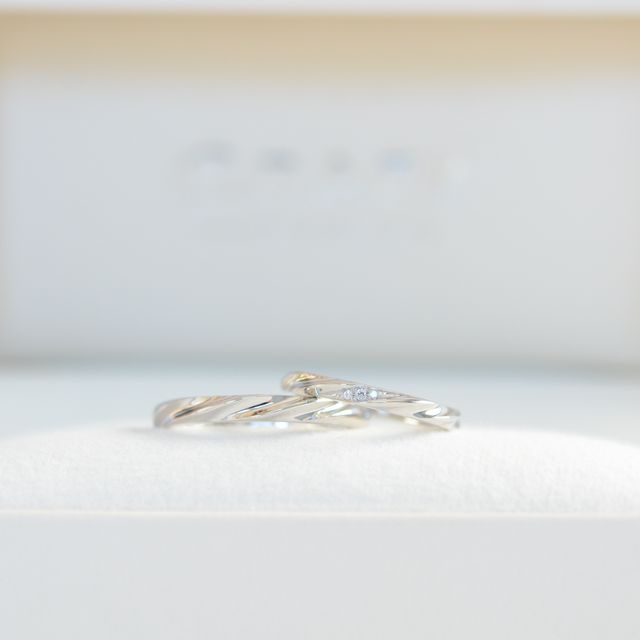 【CRAFY(クラフィ)の口コミ】 指輪のデザインを自分で決めることができる点や必要に応じて宝石をつける…