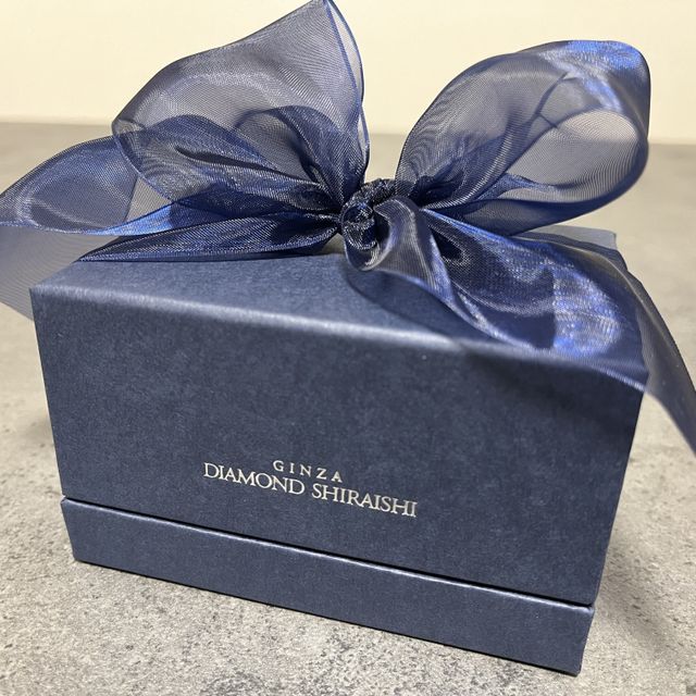 【銀座ダイヤモンドシライシの口コミ】 他店でも沢山みましたが、
やはり大手のブランドなだけあり接客やアフター…