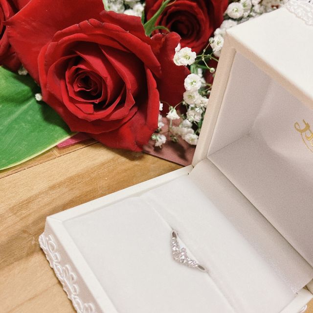 【カオキ　ダイヤモンド専門卸直営店の口コミ】 指輪のデザインと、予算で決めていた金額で思っていた以上の質の高いダイ…