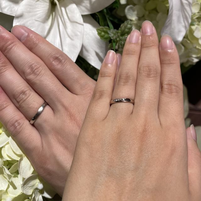 【TANZO.(鍛造指輪)の口コミ】 デザインも華美でなく落ち着いていて鍛造製法による世界に一つの指輪で、…