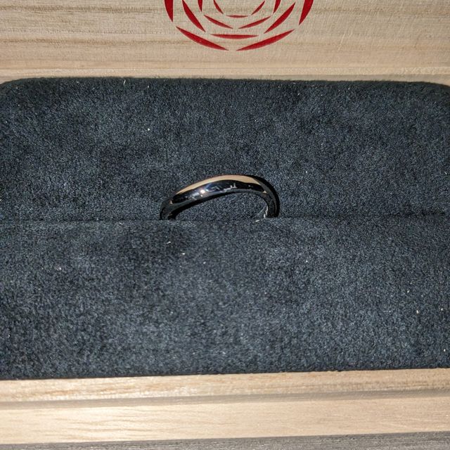 【出雲結(いずもゆい)の口コミ】 プラチナの指輪を探していた、ただプラチナだけだと物足りなさがあった為…