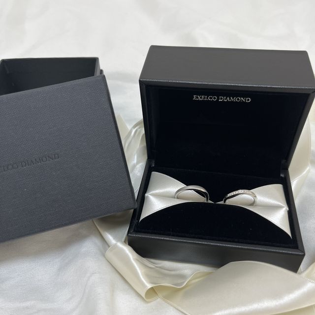 【エクセルコダイヤモンド(EXELCO DIAMOND)の口コミ】 ダイヤモンドがきれいだった。
ウェーブでダイヤモンドがななめに入ってい…