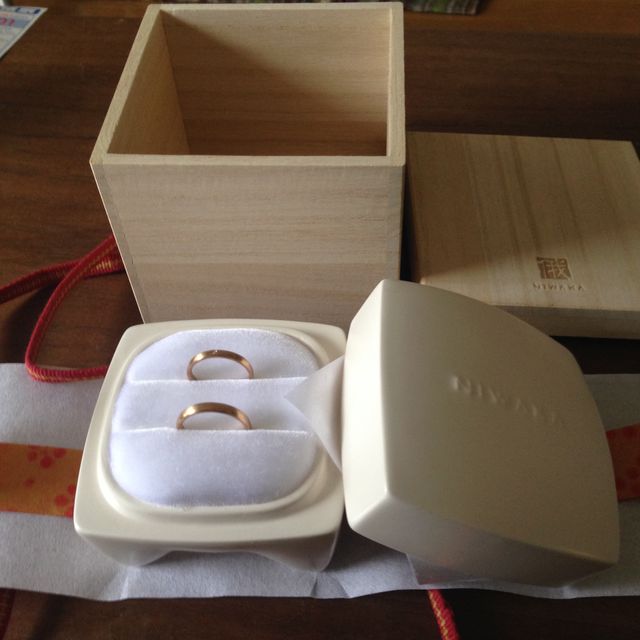 【俄(にわか)の口コミ】 京都のブランドという所が気になり、博多阪急の店舗へ見に行きました。指…