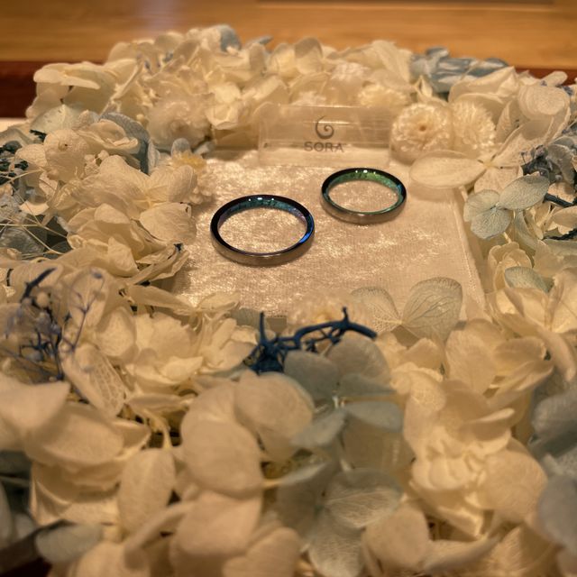 【SORA(ソラ)の口コミ】 ずっと付き合っているときから気になっていたSORAさんの指輪を。
シンプル…